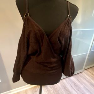 Super cute cold shoulder top made by Bebe